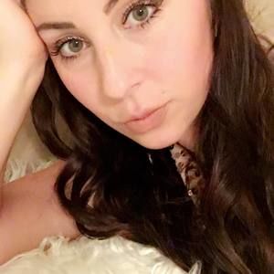 Meet your Posher, Leanne